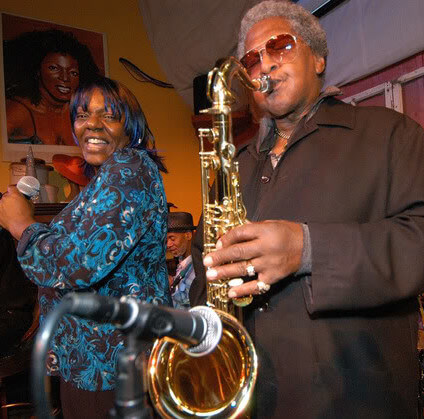 LIVE BLUES EVERY SATURDAY